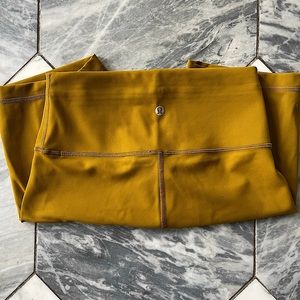 Lululemon wunder train 6” shorts